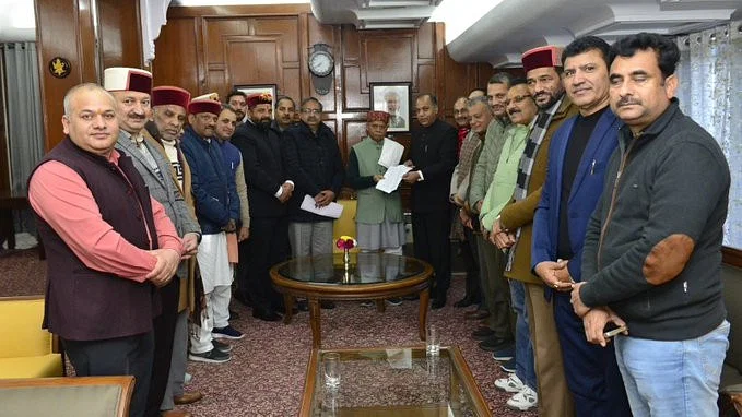 कांग्रेस विधायक अजय सोलंकी की शिकायत पर विधानसभा 9 को मिला नोटिस ,14 मार्च को भाजपा के 9 सदस्यों को दिया नोटिस